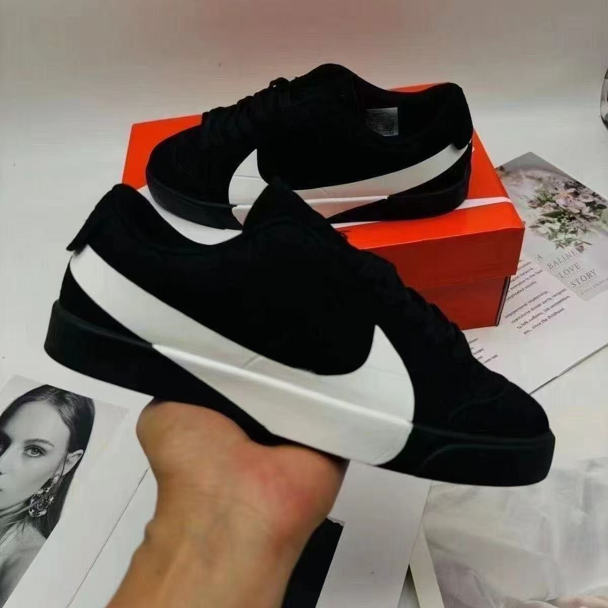 Couple's Versatile Casual Sneakers