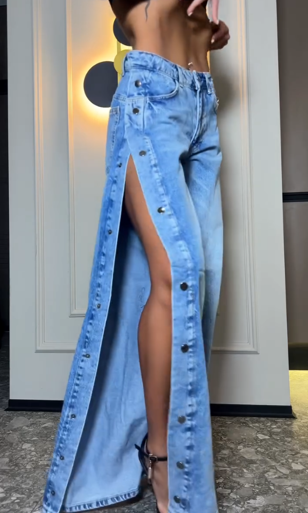 Women's Side-button Baggy Jeans