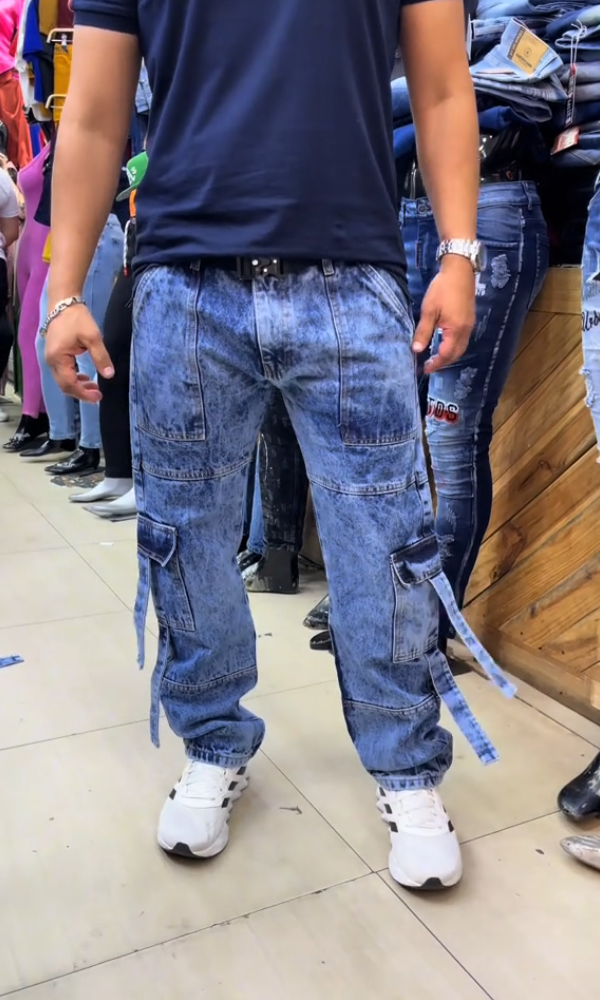 Men's Casual Loose Cargo Jeans