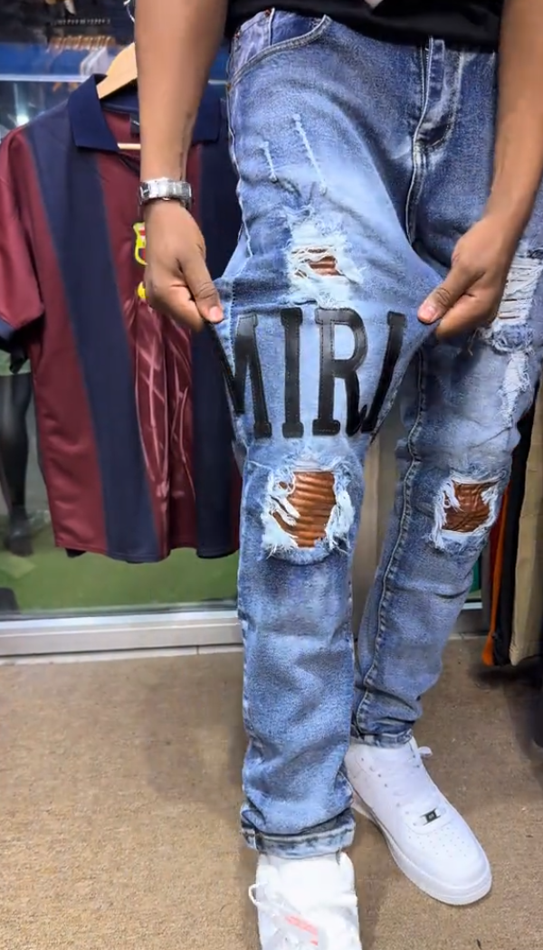 Men's Versatile Ripped Jeans
